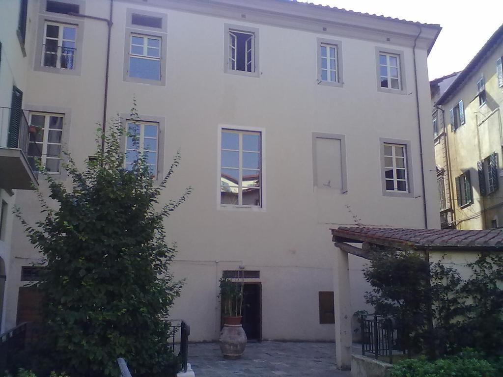 Bed and Breakfast Dimora Storica Palazzo Puccini Pistoya Habitación foto