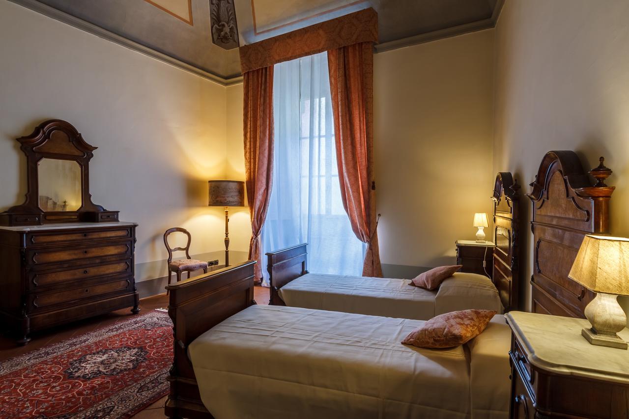 Bed and Breakfast Dimora Storica Palazzo Puccini Pistoya Exterior foto