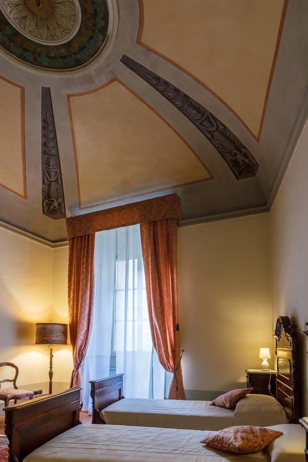 Bed and Breakfast Dimora Storica Palazzo Puccini Pistoya Exterior foto